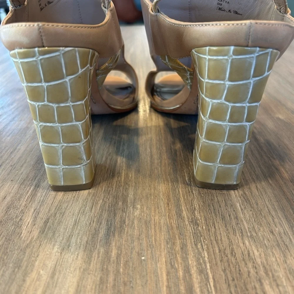 Womens Donald Pliner Katya Sand Leather Slingback Open Toe Block Heels Size 9M